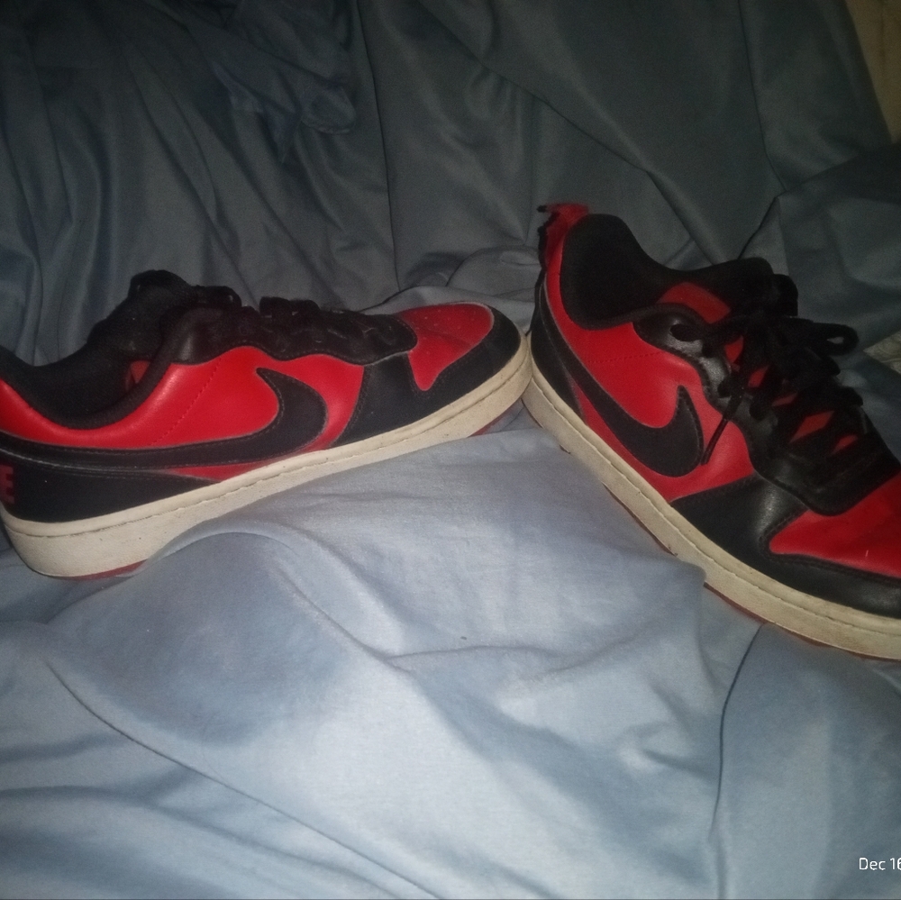 Nike court Borough